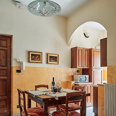 Terrazza Di Alfieri - Alloggio Con Terrazza Privata Nel Centro Di Asti Exterior photo